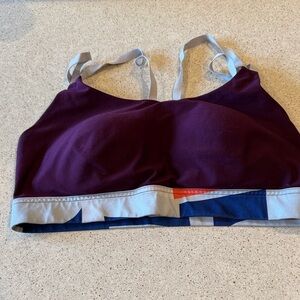 Under Armour Purple and Gray Sports Bra Size Large, Sewn in Cups